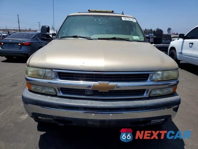 Piąte zdjęcie samochodu w środku: 2006 CHEVROLET SUBURBAN K2500 VIN:3GNGK26G06G130705 - miniatura