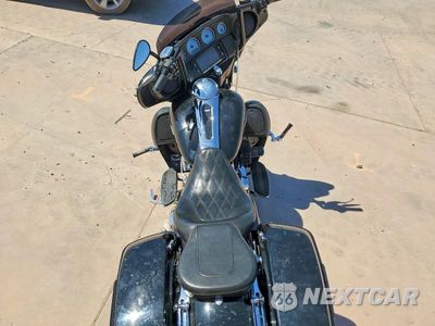 Zdjęcie 6 z 9 samochodu: 2015 HARLEY-DAVIDSON FLHX STREET GLIDE VIN:1HD1KBM34FB656745 - miniatura