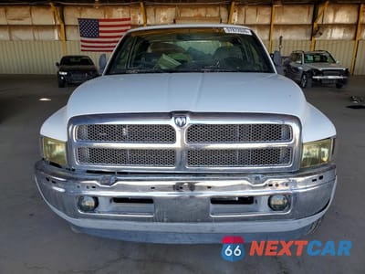Piąte zdjęcie samochodu w środku: 2001 DODGE RAM 1500 VIN:1B7HF13Z51J291544 - miniatura