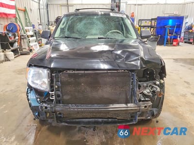 Piąte zdjęcie samochodu w środku: 2011 FORD ESCAPE XLT VIN:1FMCU9DG8BKA33697 - miniatura