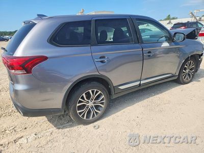 Trzecie zdjęcie samochodu z tyłu: 2018 MITSUBISHI OUTLANDER SE VIN:JA4AZ3A35JJ005253 - miniatura
