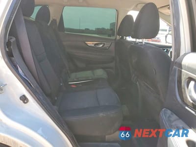 Zdjęcie 11 z 14 samochodu: 2017 NISSAN ROGUE SV VIN:KNMAT2MT8HP511373 - miniatura