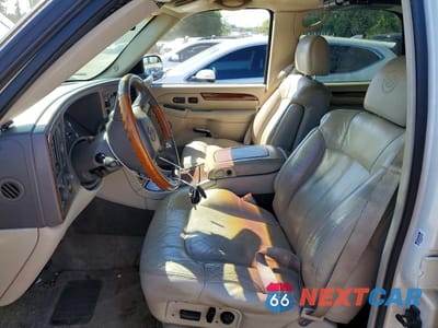 Zdjęcie 7 z 13 samochodu: 2002 CADILLAC ESCALADE LUXURY VIN:1GYEK63N82R276686 - miniatura