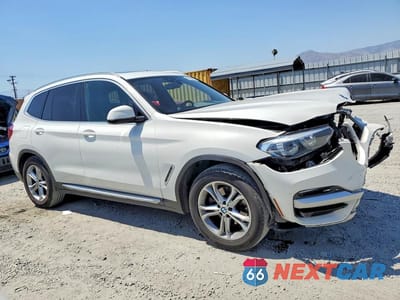 Czwarte zdjęcie samochodu z boku: 2019 BMW X3 SDRIVE30I VIN:5UXTR7C52KLR38701 - miniatura