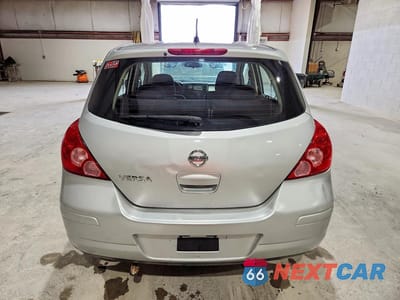 Zdjęcie 6 z 13 samochodu: 2008 NISSAN VERSA VIN:3N1BC13E78L383370 - miniatura