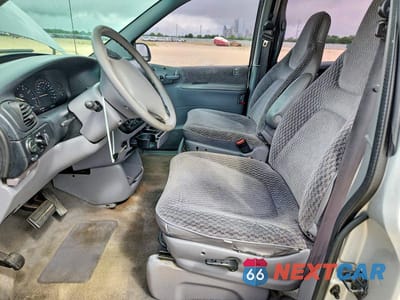 Zdjęcie 7 z 13 samochodu: 2000 DODGE CARAVAN VIN:2B4GP2532YR839428 - miniatura