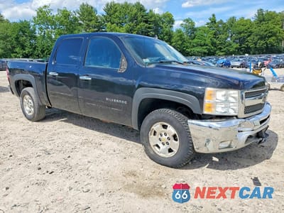 Czwarte zdjęcie samochodu z boku: 2012 CHEVROLET SILVERADO K1500 LT VIN:3GCPKSE77CG101594 - miniatura
