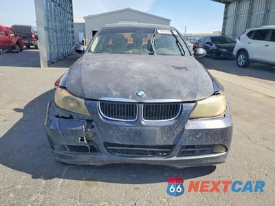 Piąte zdjęcie samochodu w środku: 2008 BMW 328 I SULEV VIN:WBAVC535X8FZ86189 - miniatura