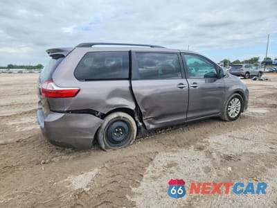Trzecie zdjęcie samochodu z tyłu: 2015 TOYOTA SIENNA XLE PREMIUM 8-PASSENGER VIN:5TDYK3DC7FS660027 - miniatura
