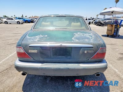 Zdjęcie 6 z 12 samochodu: 2003 JAGUAR XJ8 VIN:SAJDA14C53LF55302 - miniatura