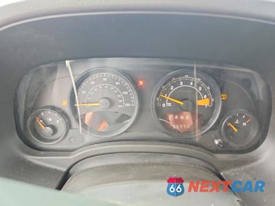 Zdjęcie 9 z 13 samochodu: 2016 JEEP PATRIOT SPORT VIN:1C4NJPBA9GD761260 - miniatura
