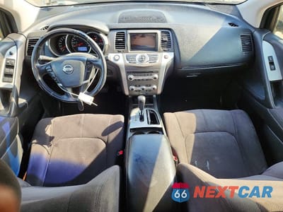 Zdjęcie 8 z 13 samochodu: 2013 NISSAN MURANO S VIN:JN8AZ1MWXDW305933 - miniatura
