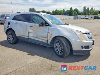 Czwarte zdjęcie samochodu z boku: 2016 CADILLAC SRX PERFORMANCE COLLECTION VIN:3GYFNCE36GS510432 - miniatura