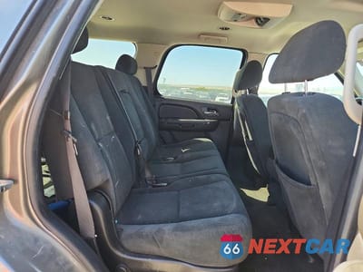 Zdjęcie 10 z 12 samochodu: 2007 CHEVROLET TAHOE K1500 VIN:1GNFK13017R162383 - miniatura