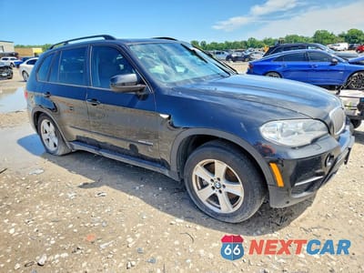 Czwarte zdjęcie samochodu z boku: 2012 BMW X5 XDRIVE35D VIN:5UXZW0C51C0B88143 - miniatura