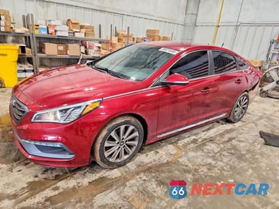 2015 HYUNDAI SONATA SPORT 5NPE34AF1FH102894 - główne zdjęcie licytacji z USA - miniatura