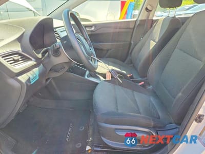 Zdjęcie 7 z 12 samochodu: 2022 HYUNDAI ACCENT SE VIN:3KPC24A69NE183723 - miniatura