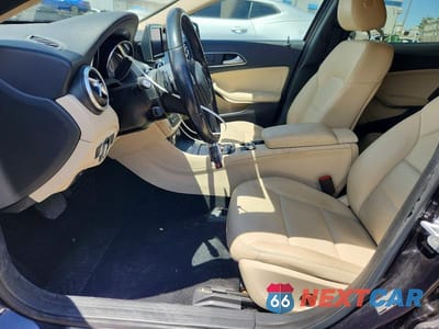 Zdjęcie 7 z 13 samochodu: 2015 MERCEDES-BENZ GLA 250 4MATIC VIN:WDCTG4GB1FJ102461 - miniatura