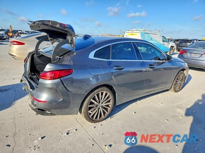 Trzecie zdjęcie samochodu z tyłu: 2021 BMW 228I VIN:WBA53AK00M7J33027 - miniatura