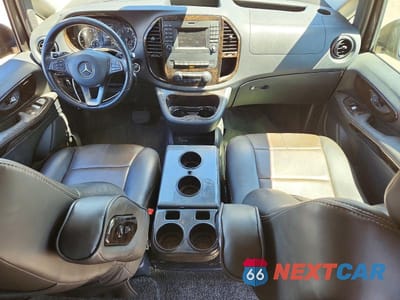 Zdjęcie 8 z 12 samochodu: 2016 MERCEDES-BENZ METRIS VIN:WD4PG2EE0G3150019 - miniatura