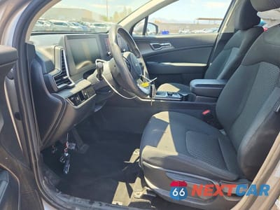 Zdjęcie 7 z 13 samochodu: 2023 KIA SPORTAGE LX VIN:KNDPUCAF3P7164447 - miniatura