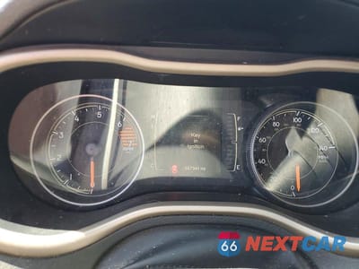 Zdjęcie 9 z 13 samochodu: 2017 JEEP CHEROKEE SPORT VIN:1C4PJLAB9HW507789 - miniatura