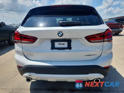 Zdjęcie 6 z 12 samochodu: 2021 BMW X1 SDRIVE28I VIN:WBXJG7C07M5U25599 - miniatura