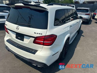 Czwarte zdjęcie samochodu z boku: 2018 MERCEDES-BENZ GLS 63 AMG 4MATIC VIN:4JGDF7FE6JB065206 - miniatura