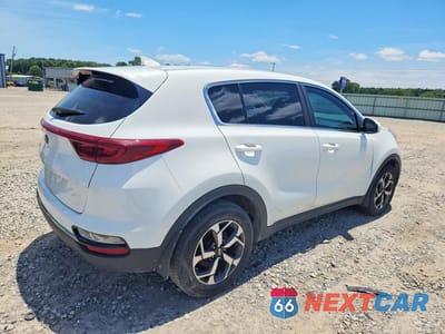 Trzecie zdjęcie samochodu z tyłu: 2020 KIA SPORTAGE LX VIN:KNDPM3AC1L7761094 - miniatura