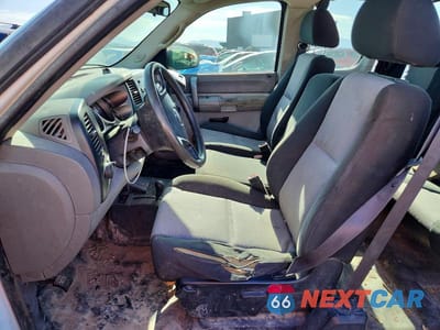 Zdjęcie 7 z 12 samochodu: 2008 CHEVROLET SILVERADO K3500 VIN:1GCHK39K08E191002 - miniatura