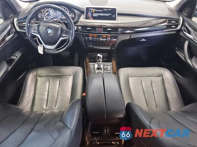 Zdjęcie 8 z 12 samochodu: 2015 BMW X5 XDRIVE35I VIN:5UXKR0C57F0P14494 - miniatura