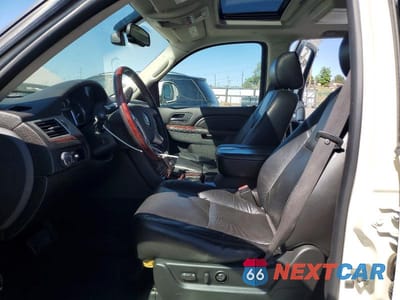 Zdjęcie 7 z 13 samochodu: 2010 CADILLAC ESCALADE ESV PREMIUM VIN:1GYUKJEF1AR108455 - miniatura