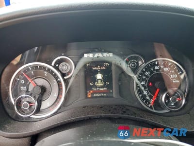 Zdjęcie 9 z 13 samochodu: 2023 RAM 2500 TRADESMAN VIN:3C6UR5CL9PG637542 - miniatura