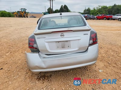 Zdjęcie 6 z 12 samochodu: 2012 NISSAN SENTRA 2.0 VIN:3N1AB6AP4CL703821 - miniatura