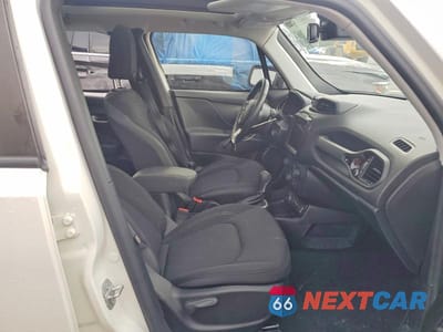 Zdjęcie 7 z 14 samochodu: 2023 JEEP RENEGADE ALTITUDE VIN:ZACNJDE18PPP29361 - miniatura