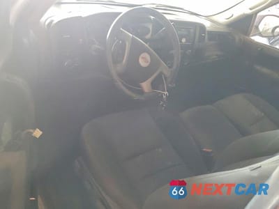 Zdjęcie 8 z 12 samochodu: 2010 CHEVROLET SILVERADO C1500 LT VIN:1GCSCSE07AZ185570 - miniatura
