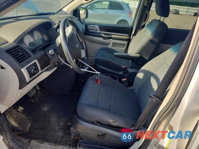 Zdjęcie 7 z 14 samochodu: 2010 DODGE GRAND CARAVAN SXT VIN:2D4RN5D14AR174544 - miniatura