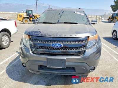 Piąte zdjęcie samochodu w środku: 2015 FORD EXPLORER SPORT VIN:1FM5K8GT1FGB96640 - miniatura