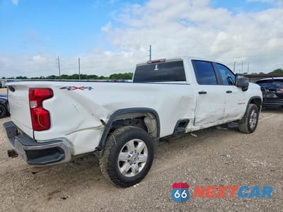 Trzecie zdjęcie samochodu z tyłu: 2020 CHEVROLET SILVERADO K2500 HEAVY DUTY VIN:1GC1YLE75LF297904 - miniatura