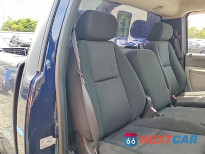 Zdjęcie 10 z 13 samochodu: 2012 CHEVROLET SILVERADO K1500 VIN:1GCNKPE09CZ111891 - miniatura
