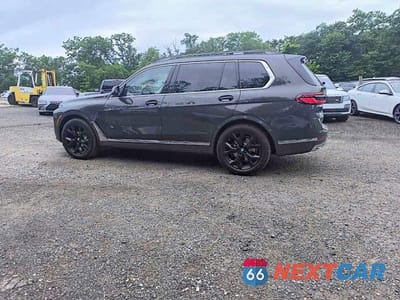 Drugie zdjęcie samochodu z przodu: 2026 BMW X7 XDRIVE40I VIN:5UX23EM06T9126112 - miniatura