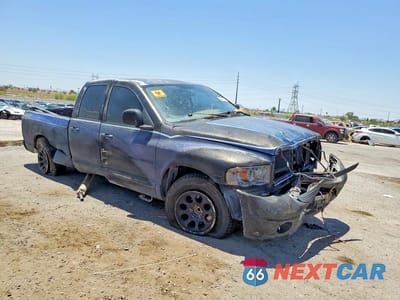 Czwarte zdjęcie samochodu z boku: 2004 DODGE RAM 1500 ST VIN:1D7HA18D04S633742 - miniatura