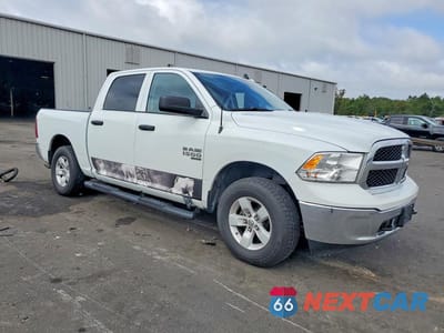 Czwarte zdjęcie samochodu z boku: 2023 RAM 1500 CLASSIC TRADESMAN VIN:3C6RR7KGXPG662097 - miniatura