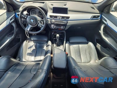 Zdjęcie 8 z 13 samochodu: 2017 BMW X1 XDRIVE28I VIN:WBXHT3C37H5F80031 - miniatura