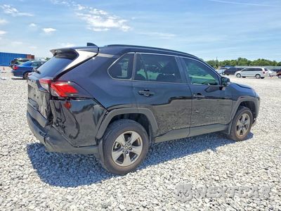 Trzecie zdjęcie samochodu z tyłu: 2025 TOYOTA RAV4 XLE VIN:2T3W1RFV7SC351020 - miniatura