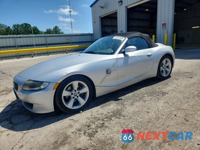 2006 BMW Z4 3.0 4USBU33576LW66294 - główne zdjęcie licytacji z USA - miniatura