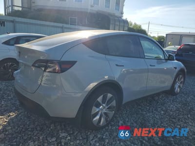 Trzecie zdjęcie samochodu z tyłu: 2023 TESLA MODEL Y VIN:7SAYGDEE5PA117496 - miniatura