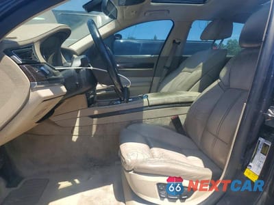 Zdjęcie 7 z 13 samochodu: 2011 BMW 750 LI VIN:WBAKB8C55BCY66445 - miniatura