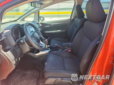 Zdjęcie 7 z 13 samochodu: 2019 HONDA FIT LX VIN:3HGGK5H47KM703285 - miniatura