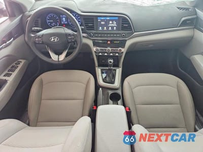 Zdjęcie 8 z 12 samochodu: 2020 HYUNDAI ELANTRA SEL VIN:5NPD84LF9LH529908 - miniatura